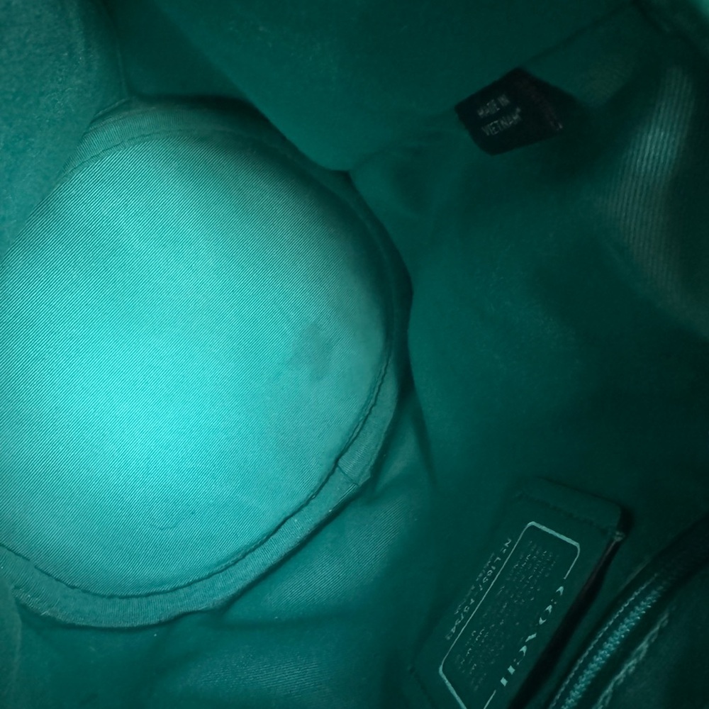 Coach Green Petal bag with pebble leather - Picture 7 of 8